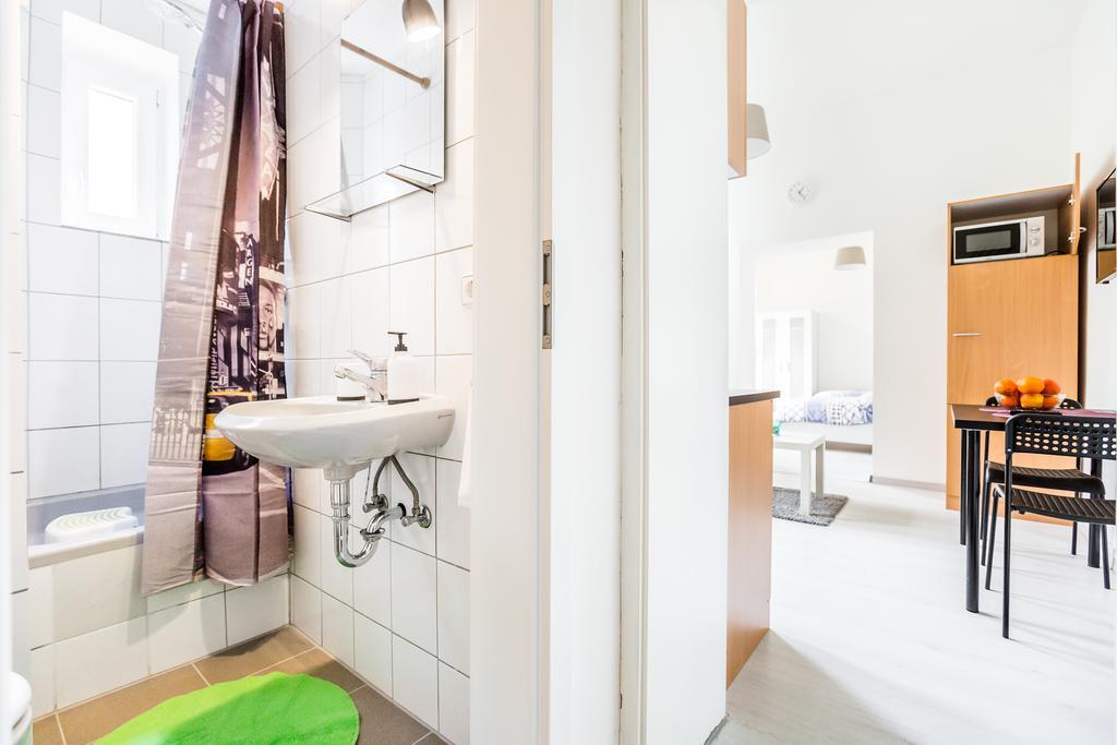 Apartments Moenchengladbach Стая снимка
